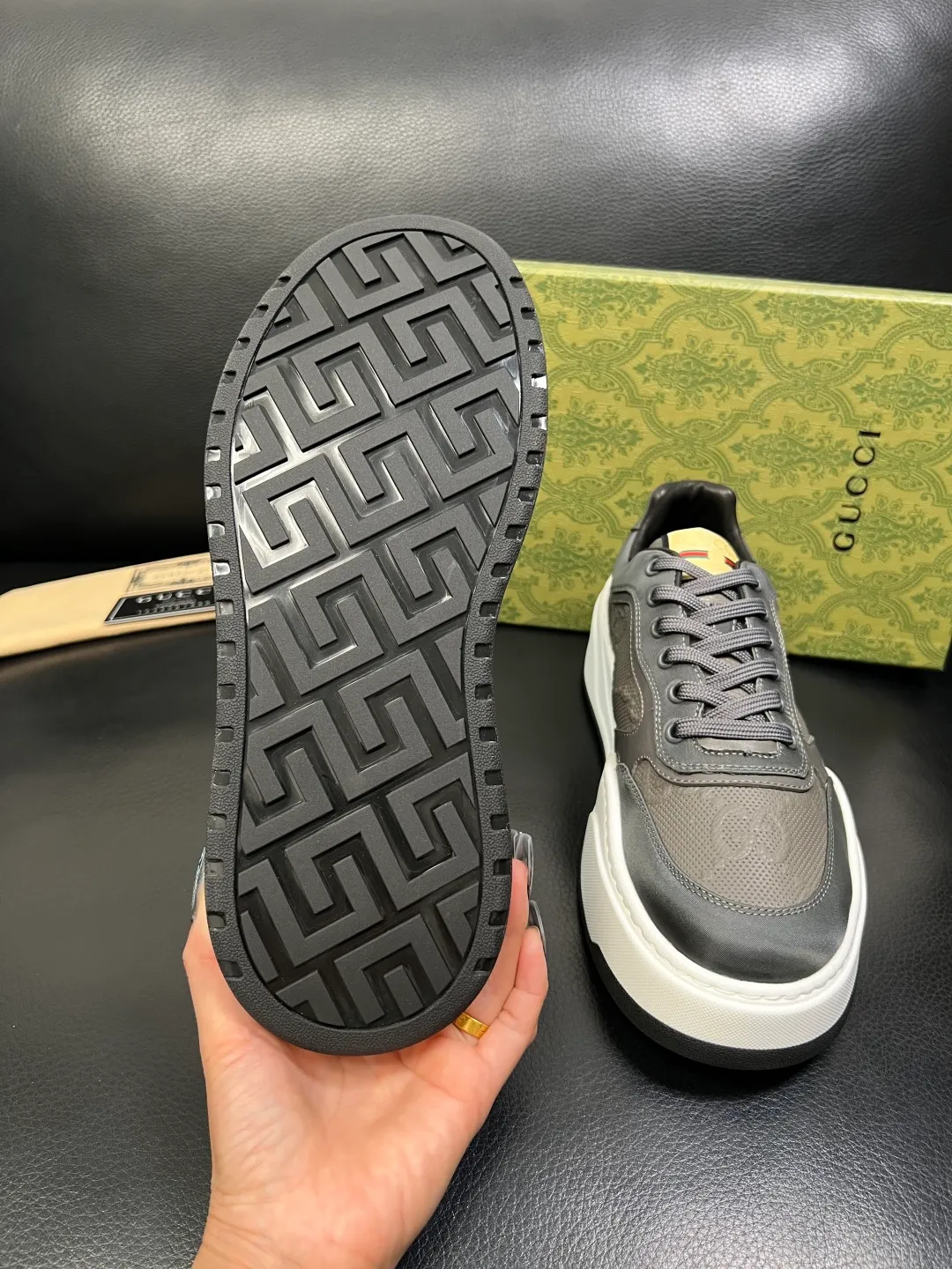 Men's shoes 💰840 Gucci high quality top crafts Gucci counter new original factory configuration, imported cowhide fabric from Italy, imported cowhide lining, breathable and comfortable, sole: original factory special supply original sole super comfortable, original factory and single goods, welcome to compare, code number 38-44 (customized 45 46)